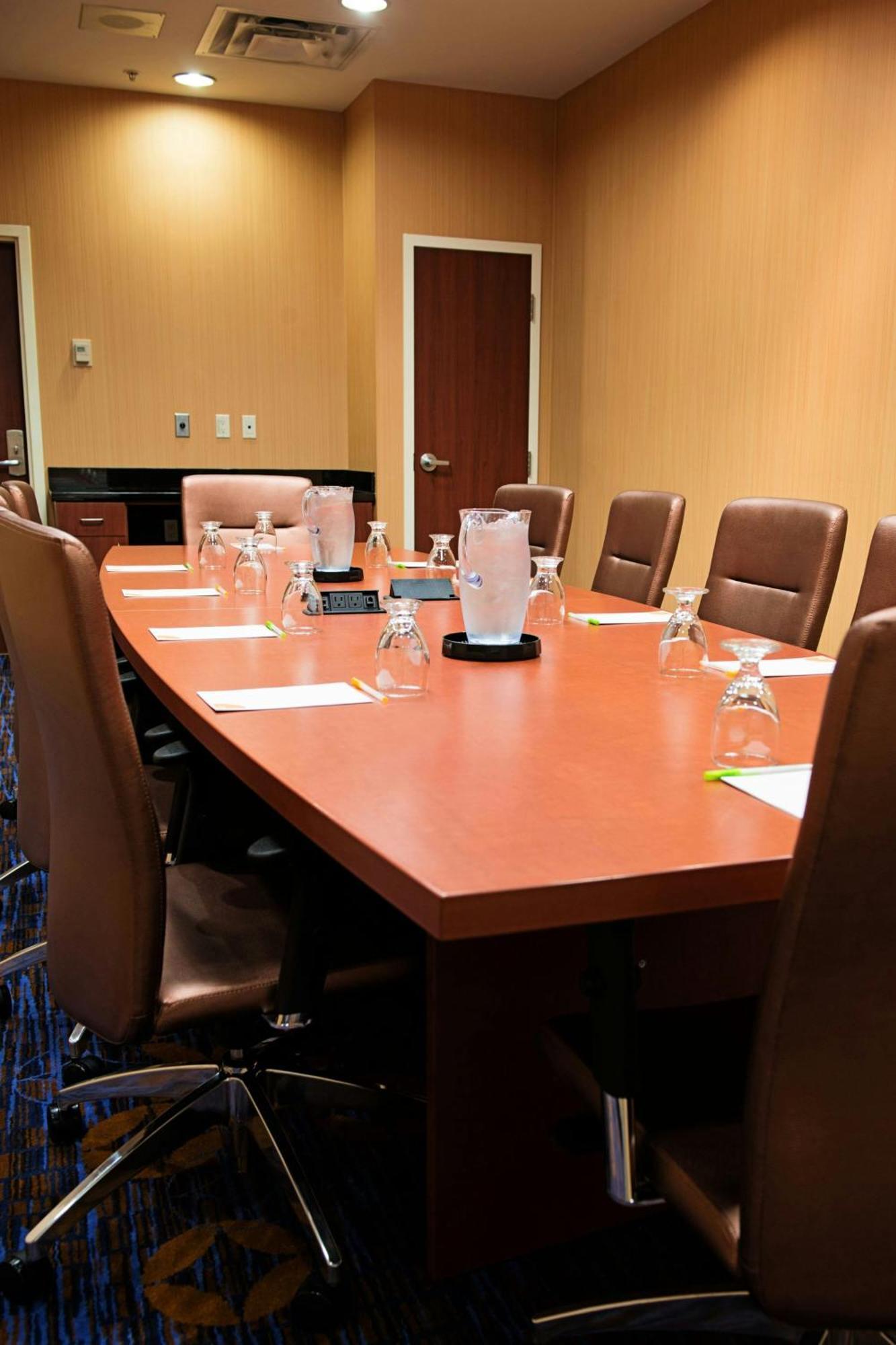 Courtyard By Marriott Halifax Downtown Hotel Екстериор снимка