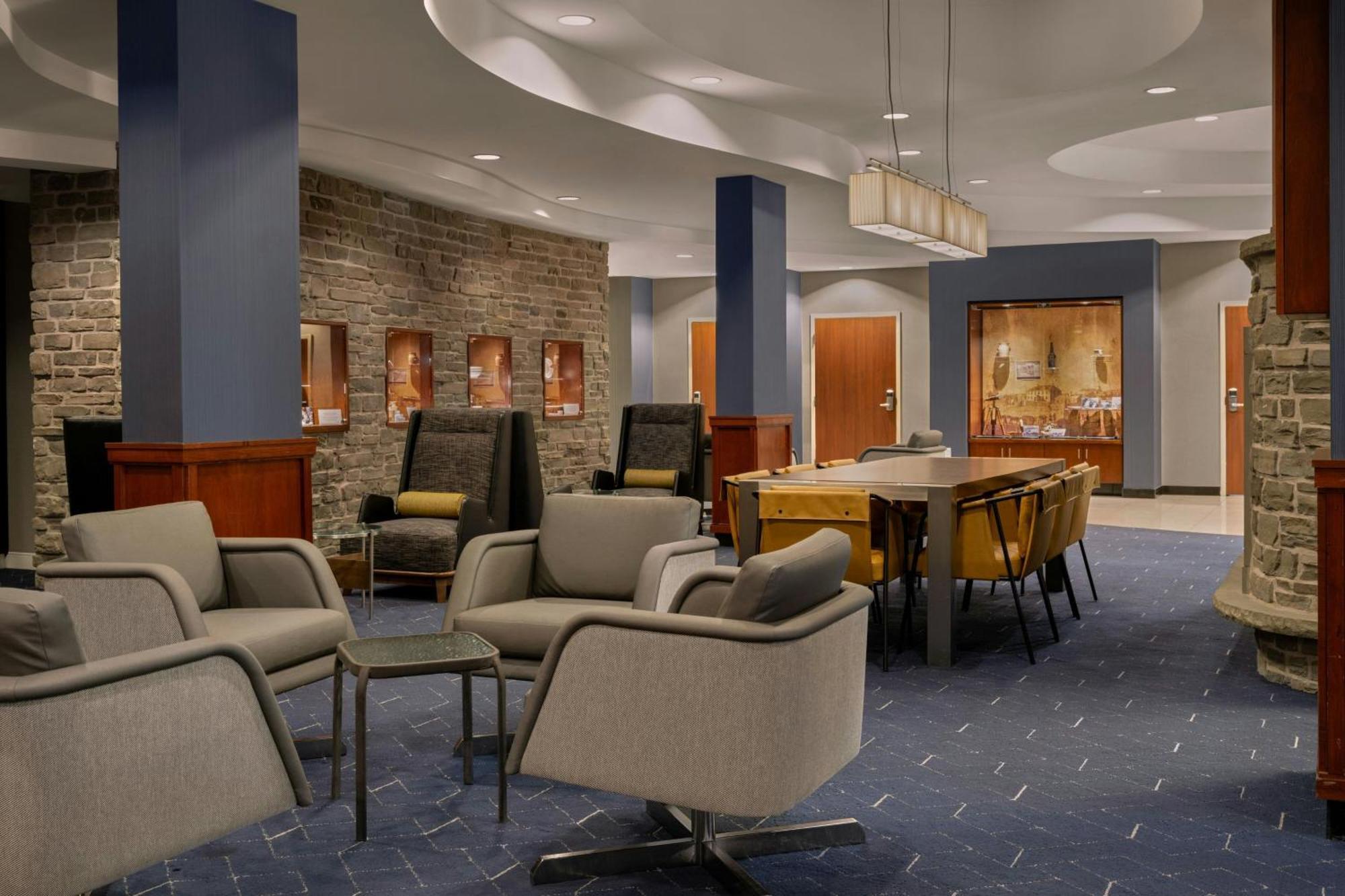 Courtyard By Marriott Halifax Downtown Hotel Екстериор снимка