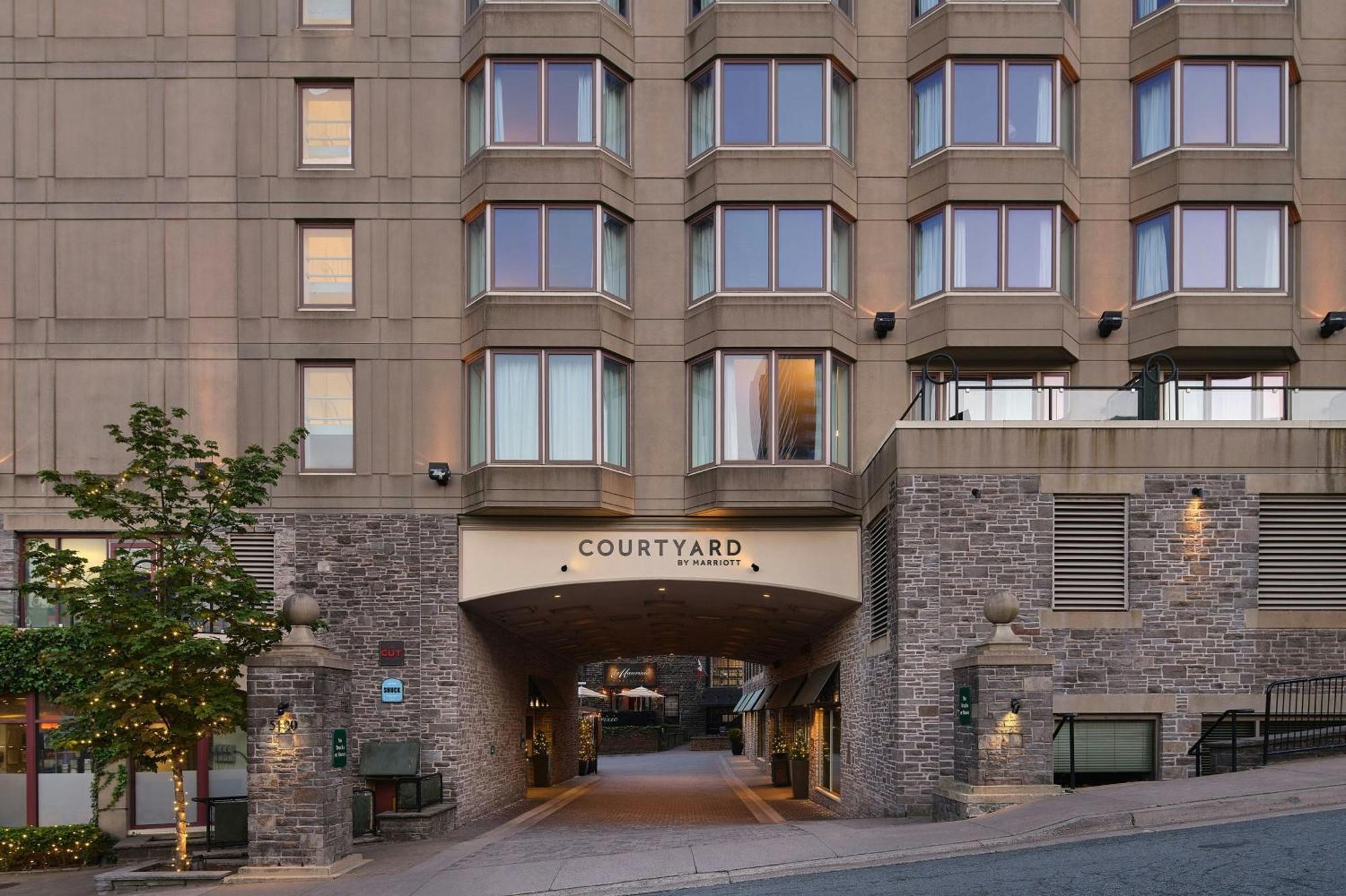 Courtyard By Marriott Halifax Downtown Hotel Екстериор снимка
