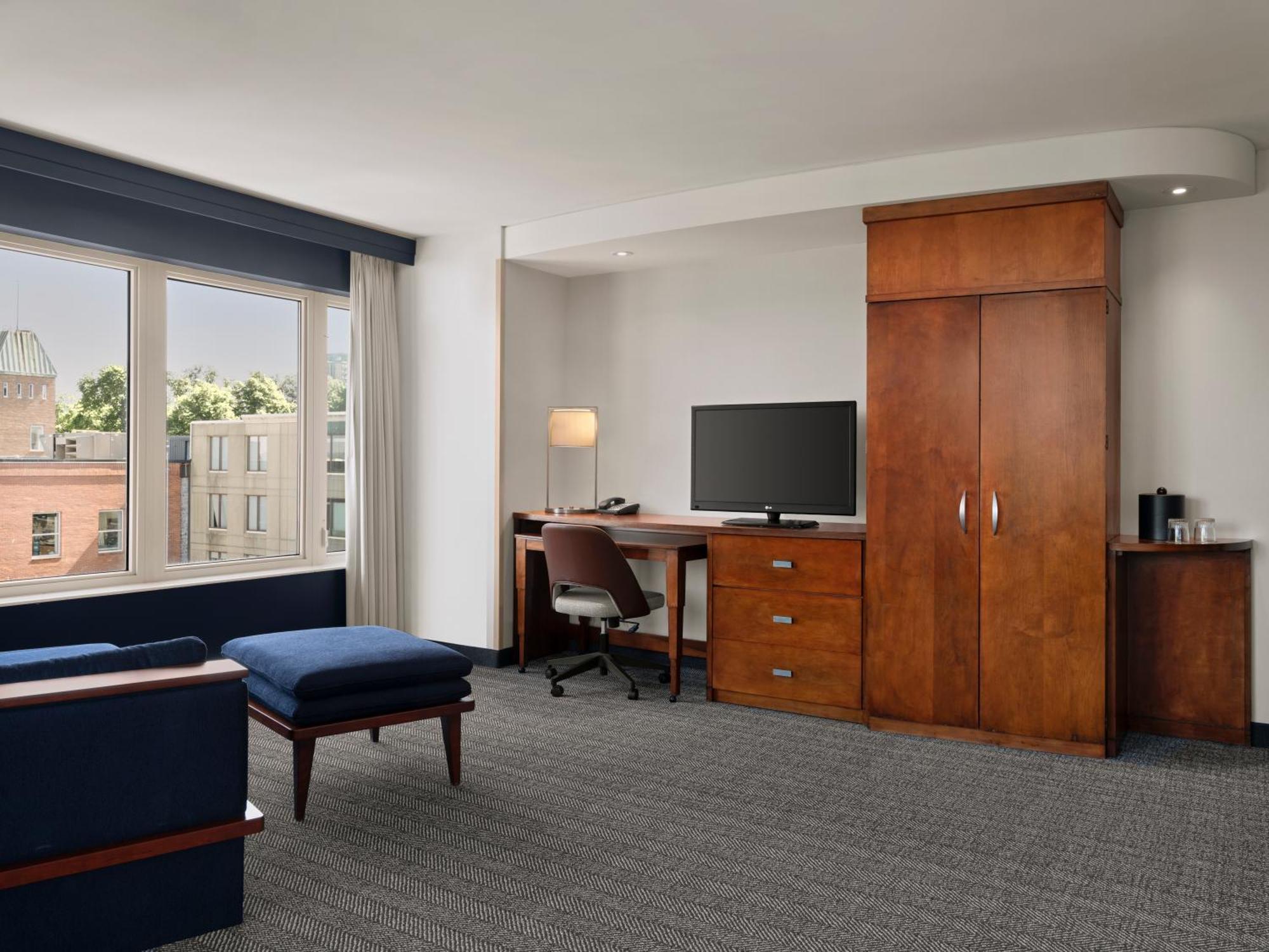Courtyard By Marriott Halifax Downtown Hotel Екстериор снимка
